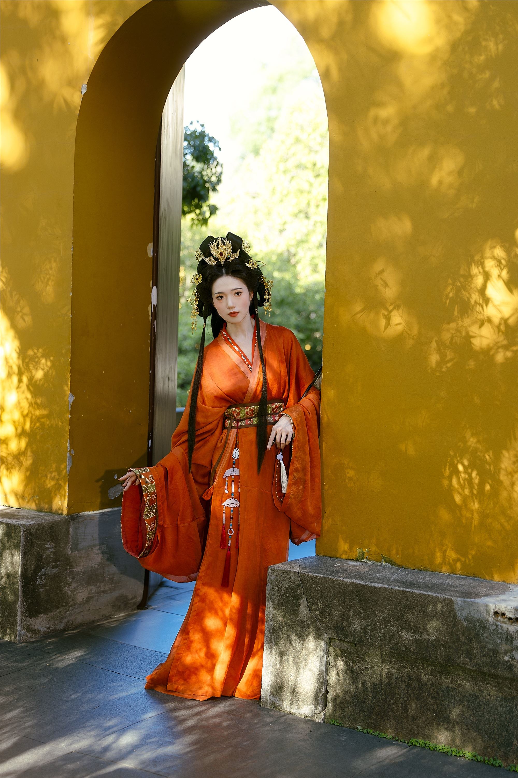 YITUYU艺图语 2025.02.03 壁上观 语卿